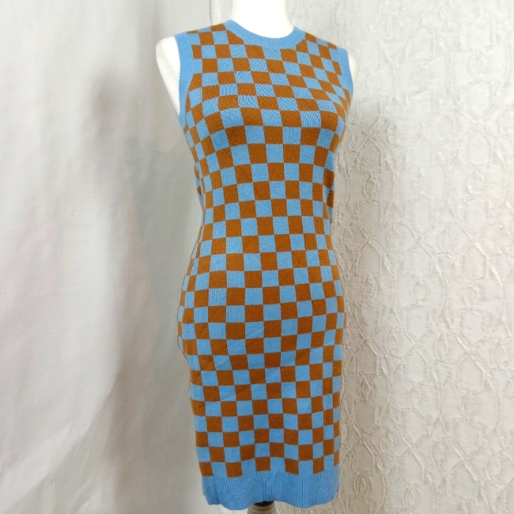 Willow & Wind Open Back Sweater Dress NWOT Size M